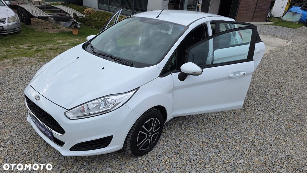Ford Fiesta 1.25 SYNC Edition - 28