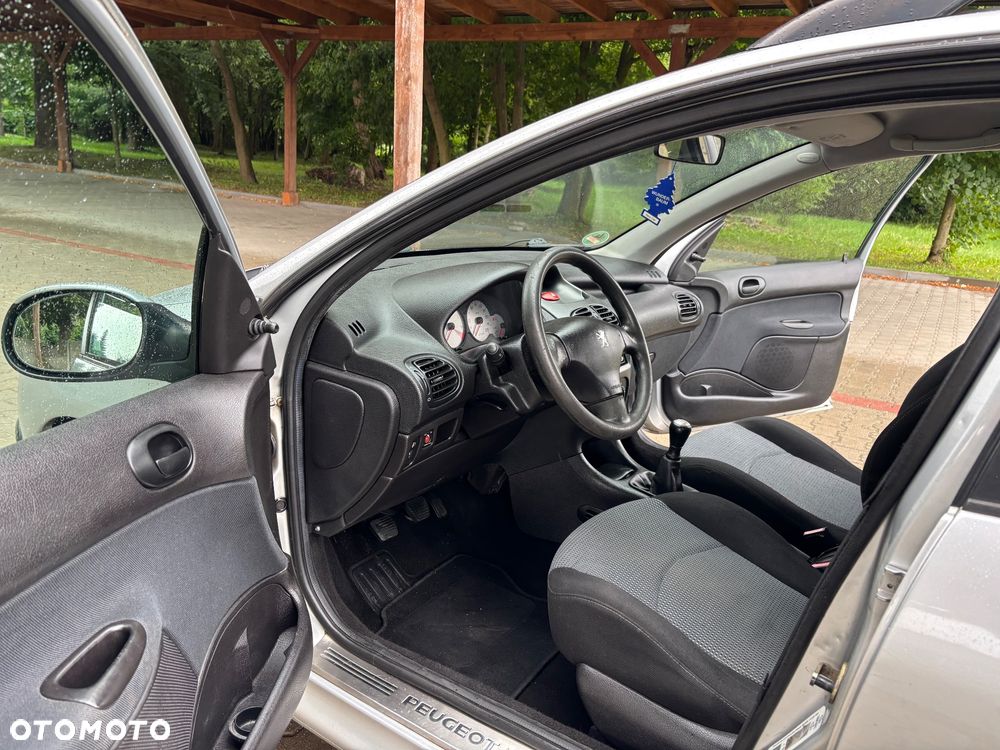 Peugeot 206 75 Tendance - 20