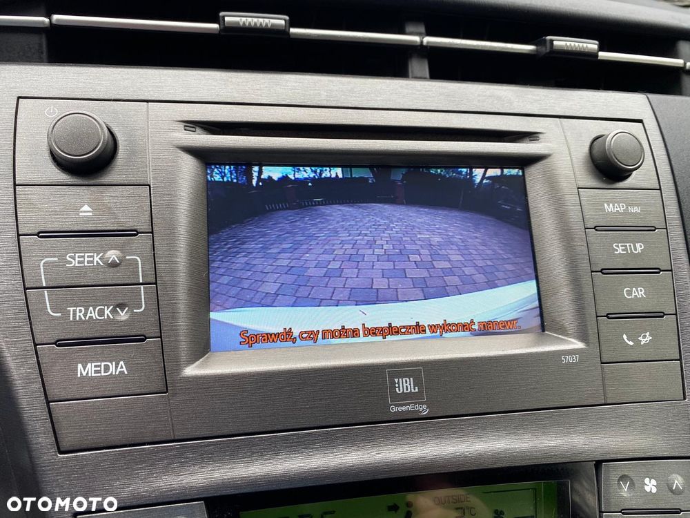 Toyota Prius 1.8 HSD Premium - 10