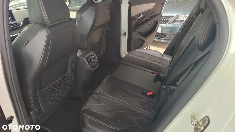 Peugeot 3008 2.0 BlueHDi GT S&S EAT8 - 8