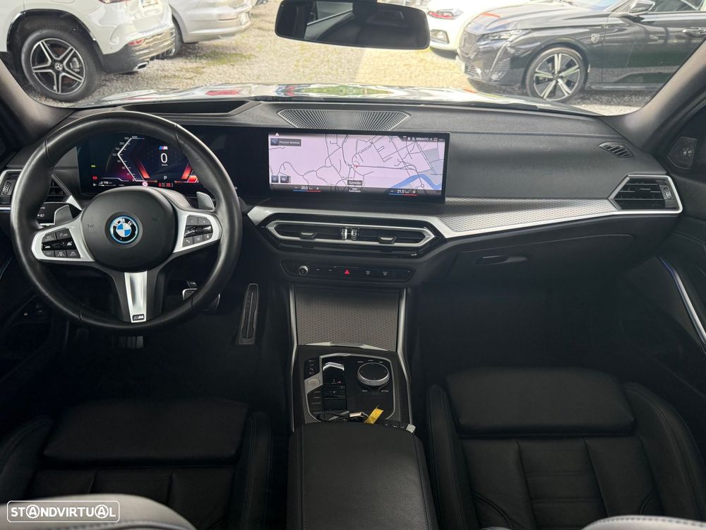 BMW 330 e Pack Desportivo M Auto - 50