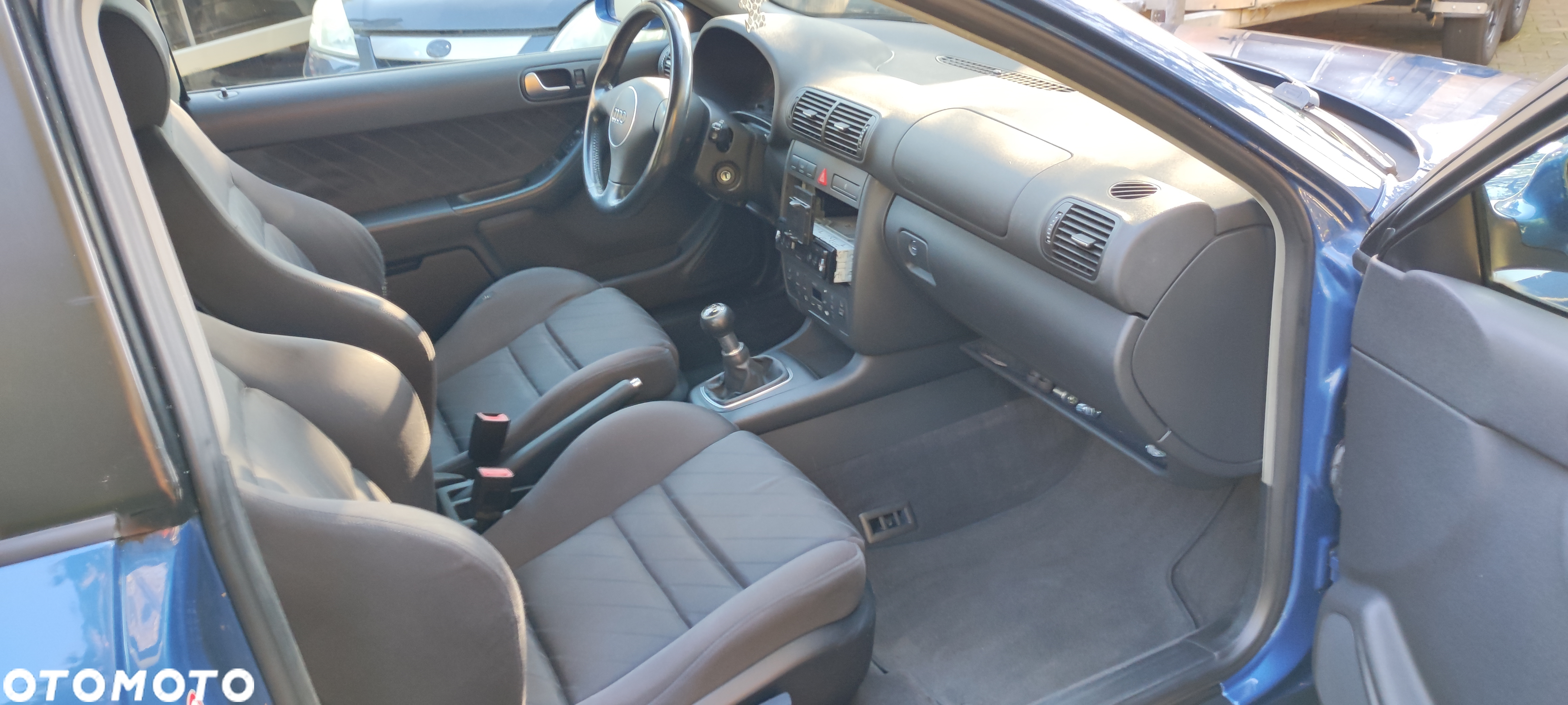 Audi A3 1.6 Ambiente - 8