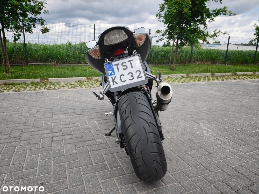Suzuki GSX-R - 37