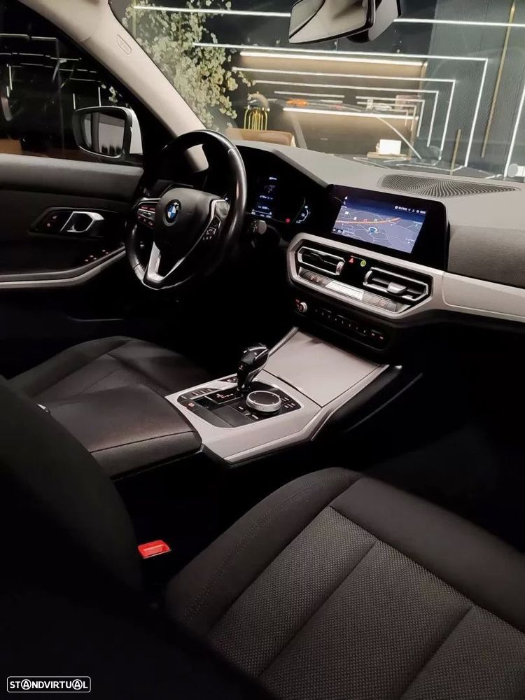 BMW 330 e Line Sport Auto - 15