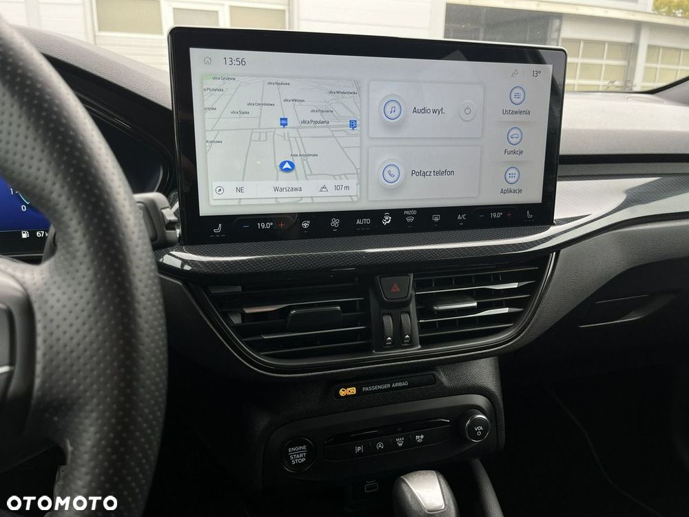 Ford Focus 1.0 EcoBoost Hybrid ST-LINE X - 25