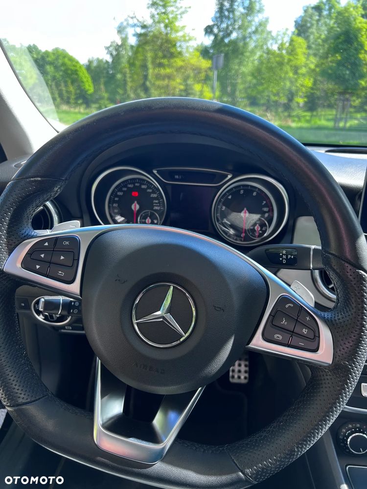 Mercedes-Benz CLA 220 4-Matic - 15