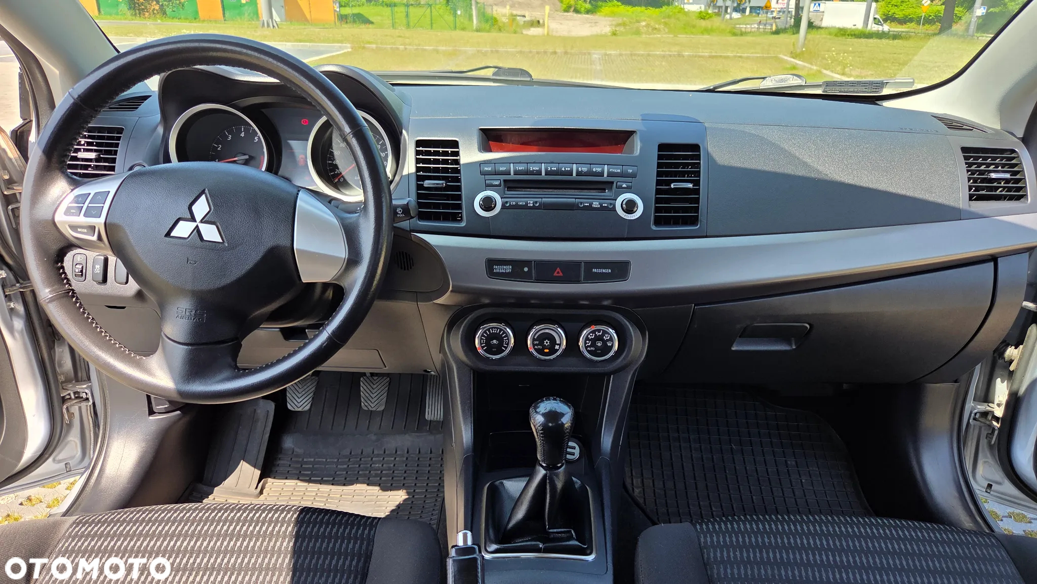 Mitsubishi Lancer 1.6 Inform - 7
