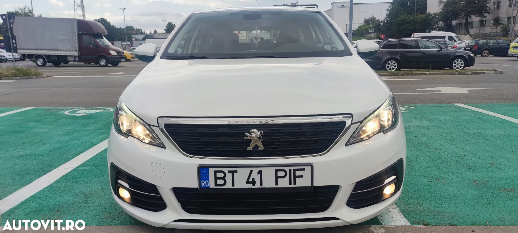 Peugeot 308 1.2 L PureTech Turbo S&S Access - 4