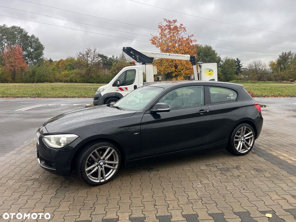 BMW Seria 1 120d Urban Line - 4