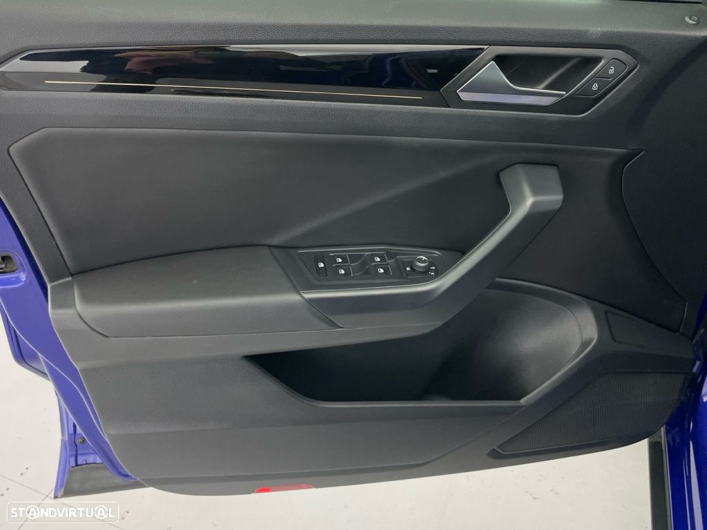 VW T-Roc 2.0 TSI 4M R DSG - 20