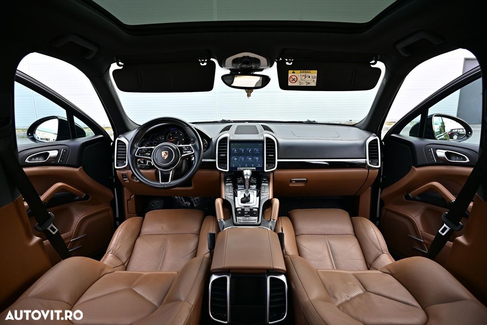 Porsche Cayenne 3.0 L - 11