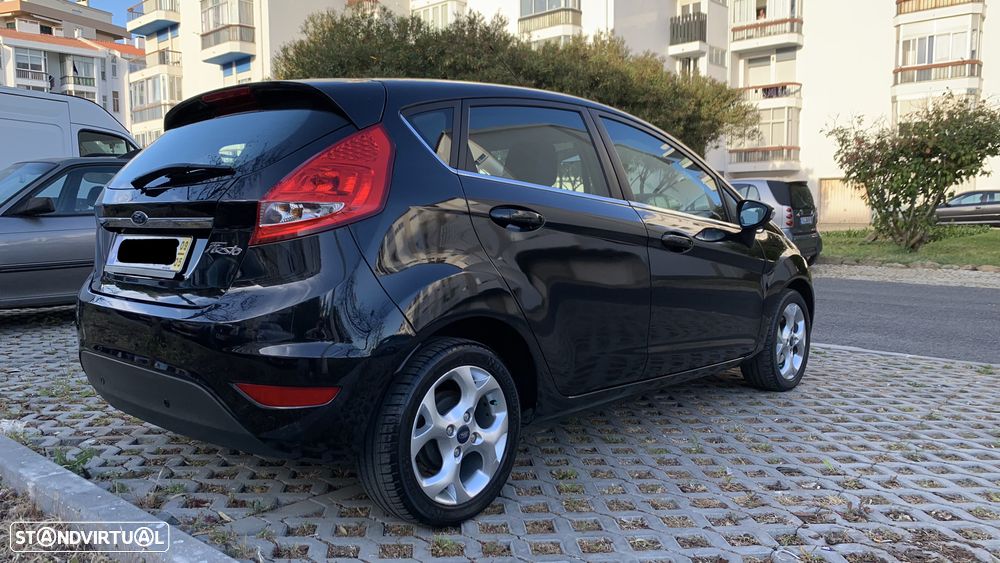 Ford Fiesta - 4