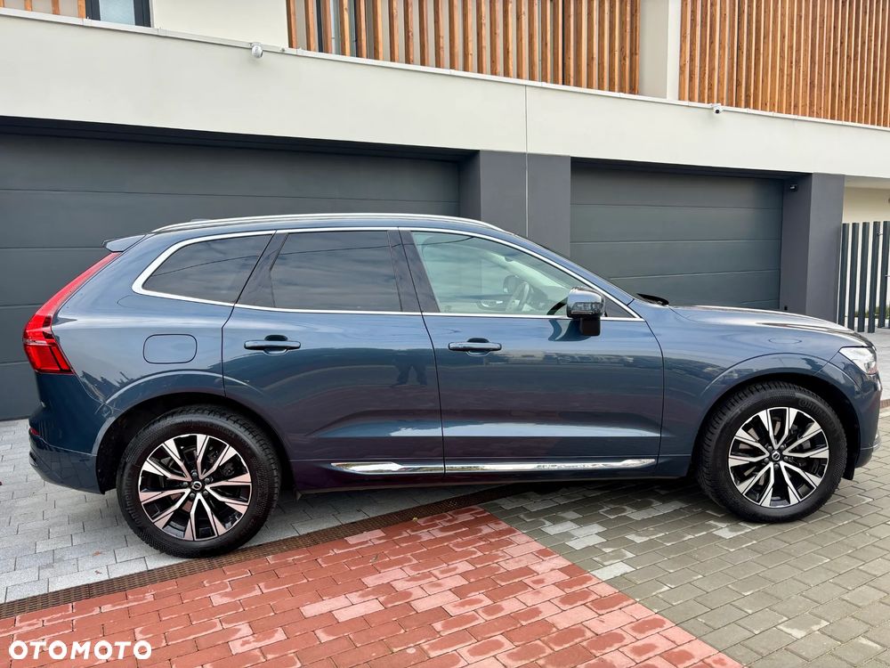 Volvo XC 60 B4 D Plus Bright - 4