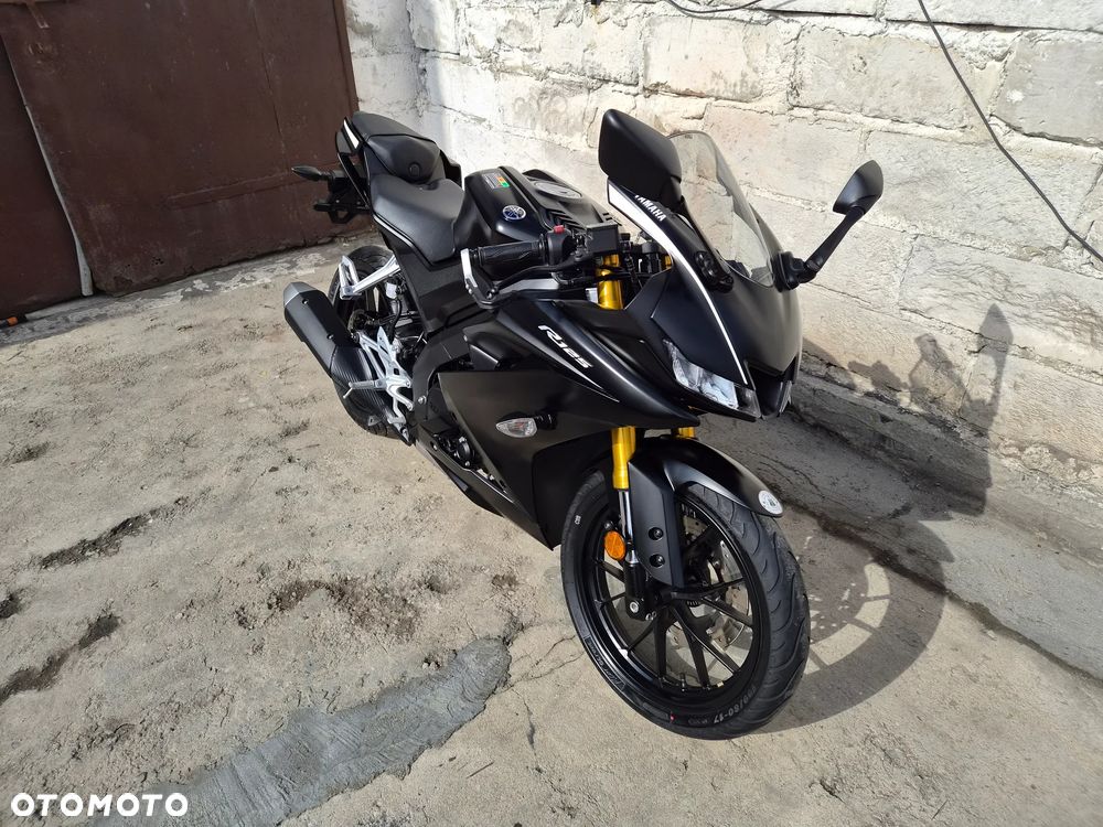 Yamaha YZF - 2