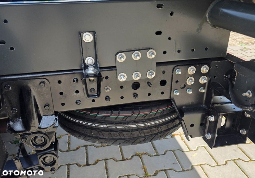 Mitsubishi Fuso Canter - 25