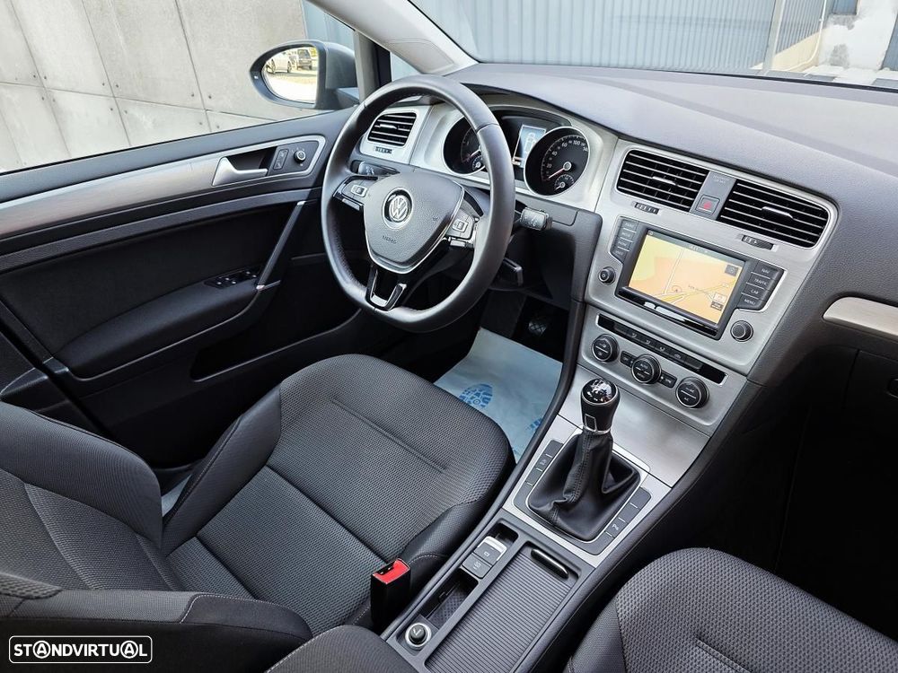 VW Golf 1.6 TDi GPS Edition - 18