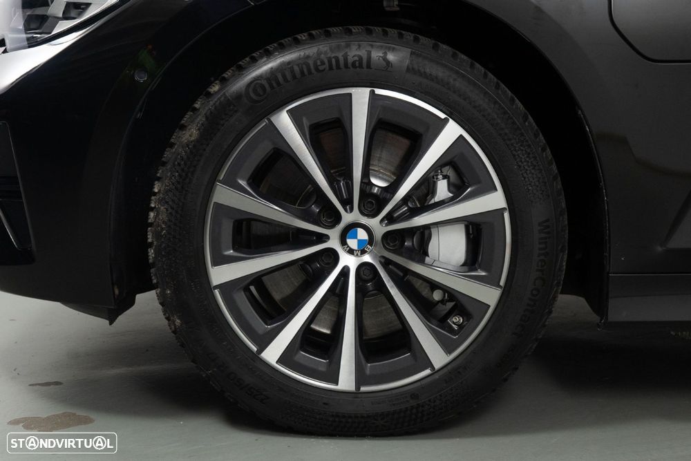 BMW 330 e Line Luxury Auto - 22