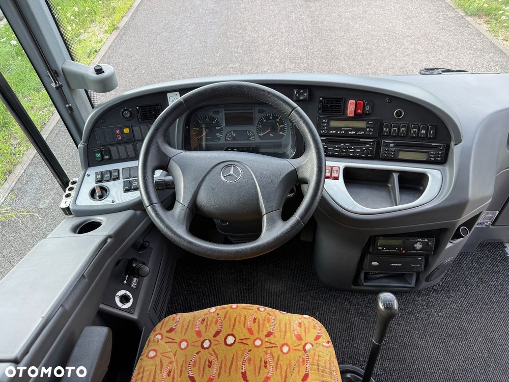 Mercedes-Benz Tourino - 17
