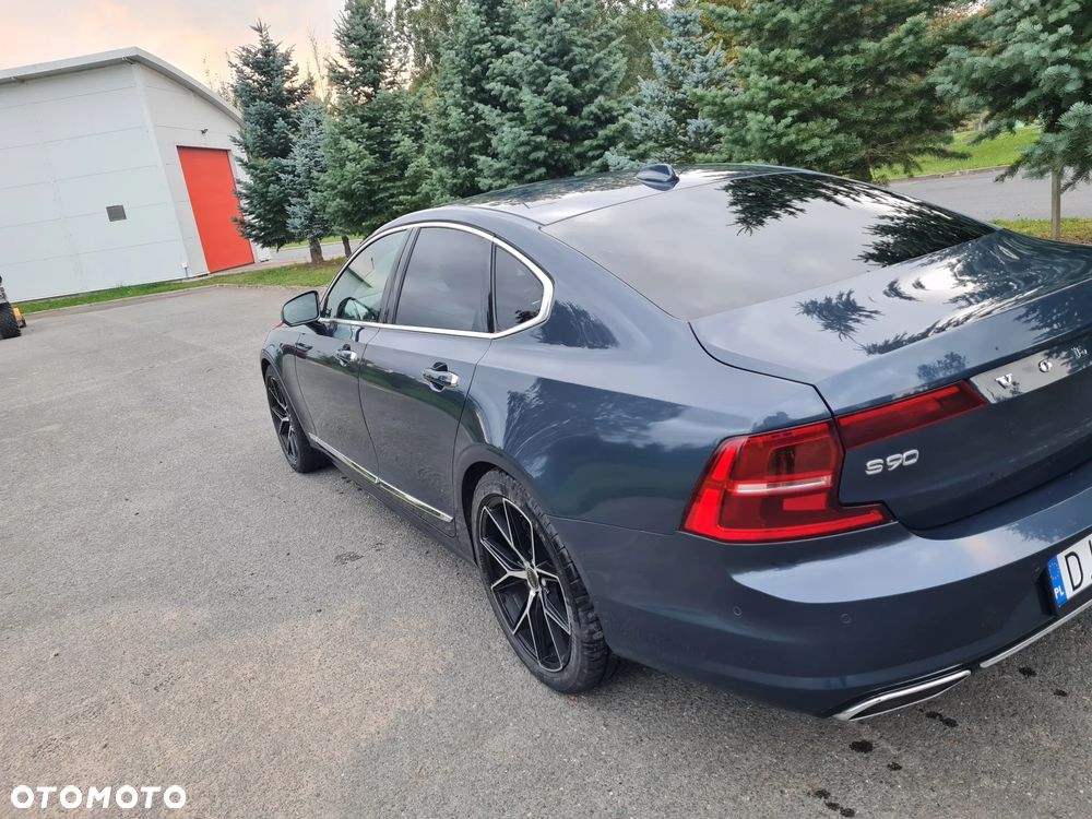 Volvo S90 D4 Inscription - 16