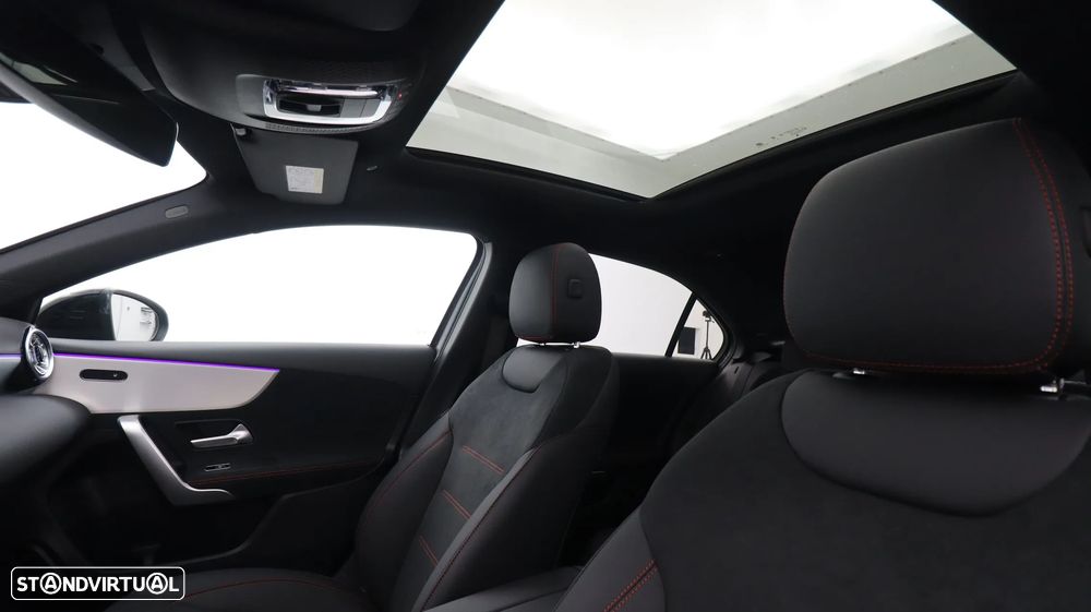 Mercedes-Benz A 180 Limousine d AMG Line Aut. - 28