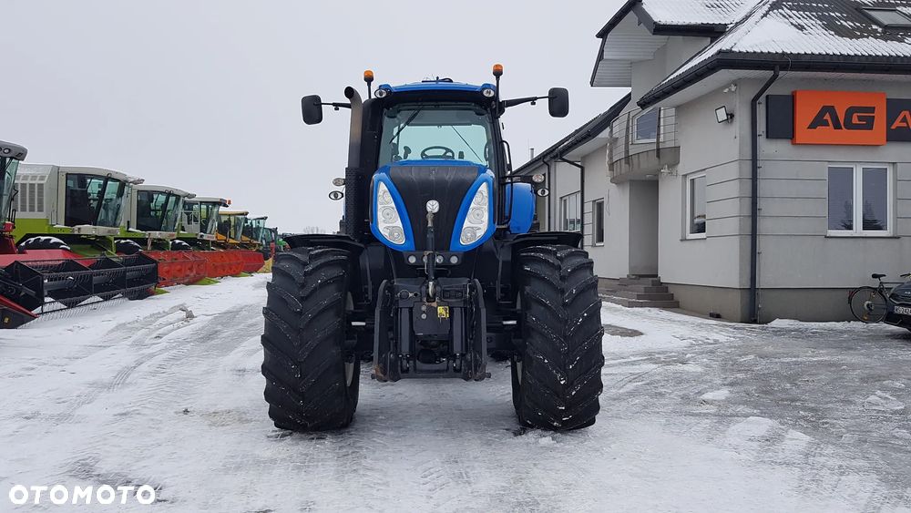 New Holland T8.330 PC 2011R - 2