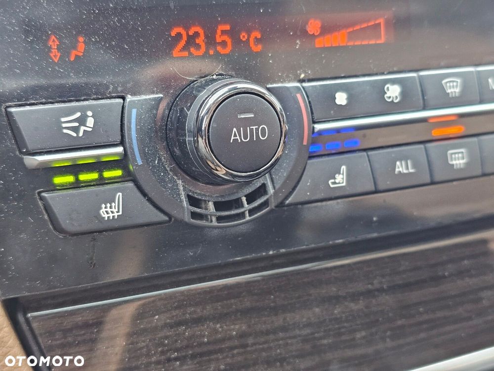 BMW Seria 7 - 36