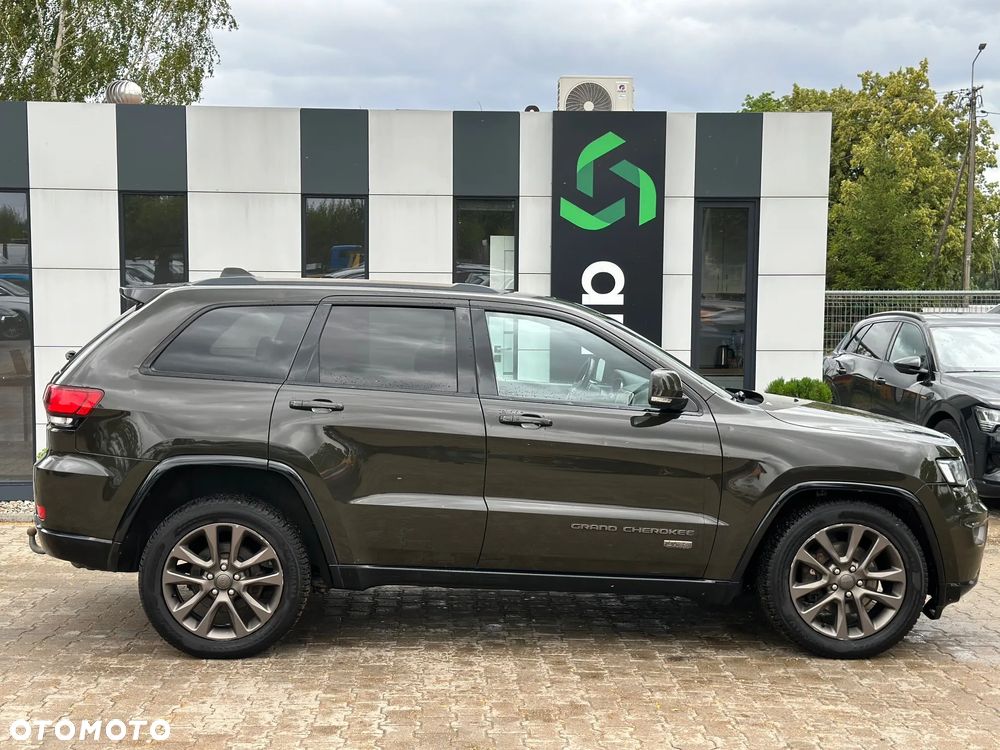 Jeep Grand Cherokee - 5