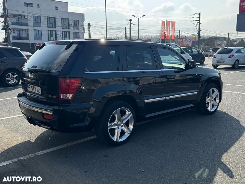 Jeep Grand Cherokee - 3