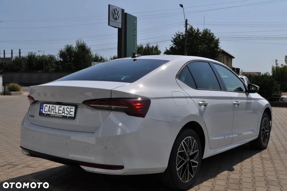 Skoda Octavia 2.0 TDI Essence DSG - 11