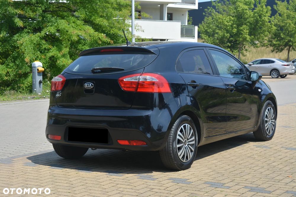 Kia Rio 1.2 Edition 7 - 14