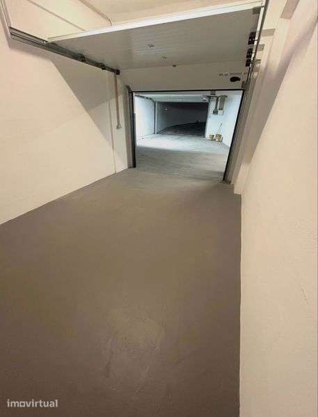 Garagem para alugar - Grande imagem: 2/12