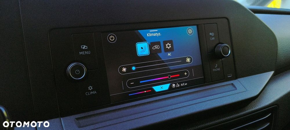 Volkswagen Caddy - 21