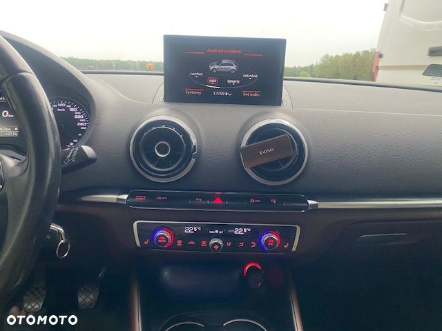 Audi A3 Sportback 1.2 TFSI Ambiente - 22