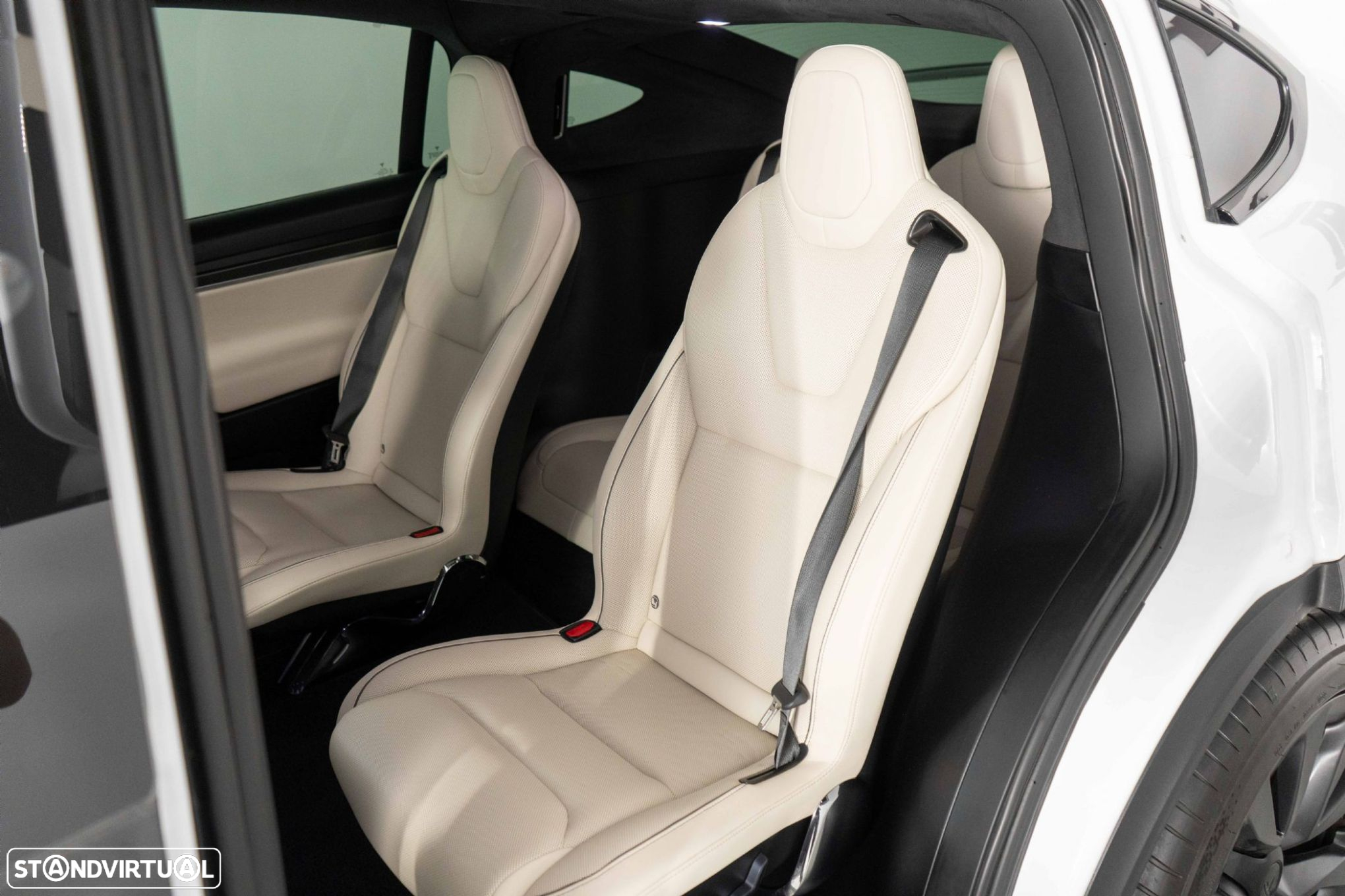 Tesla Model X Plaid AWD - 10
