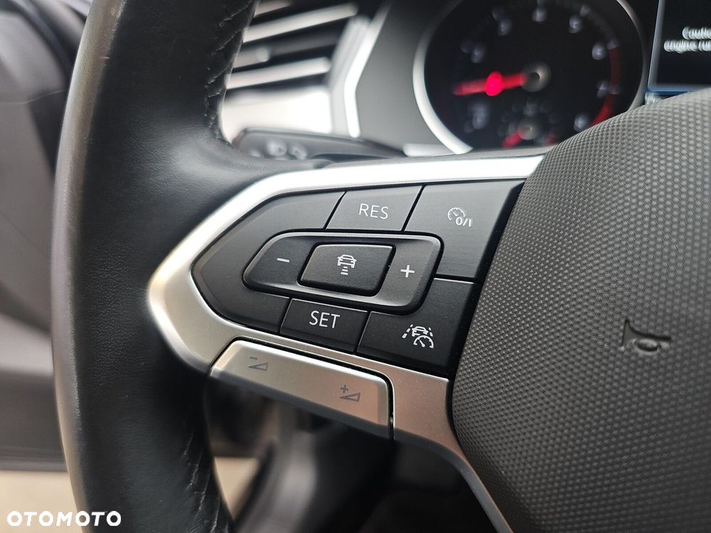 Volkswagen Passat Variant 1.5 TSI EVO Business DSG - 14