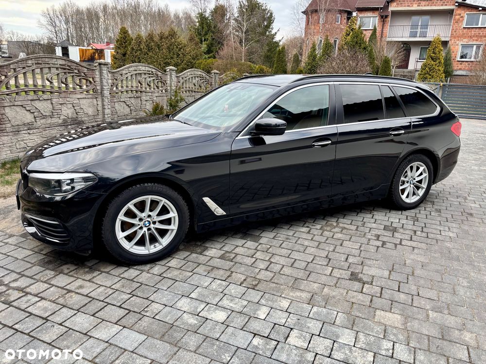BMW Seria 5 520d Sport Line - 1