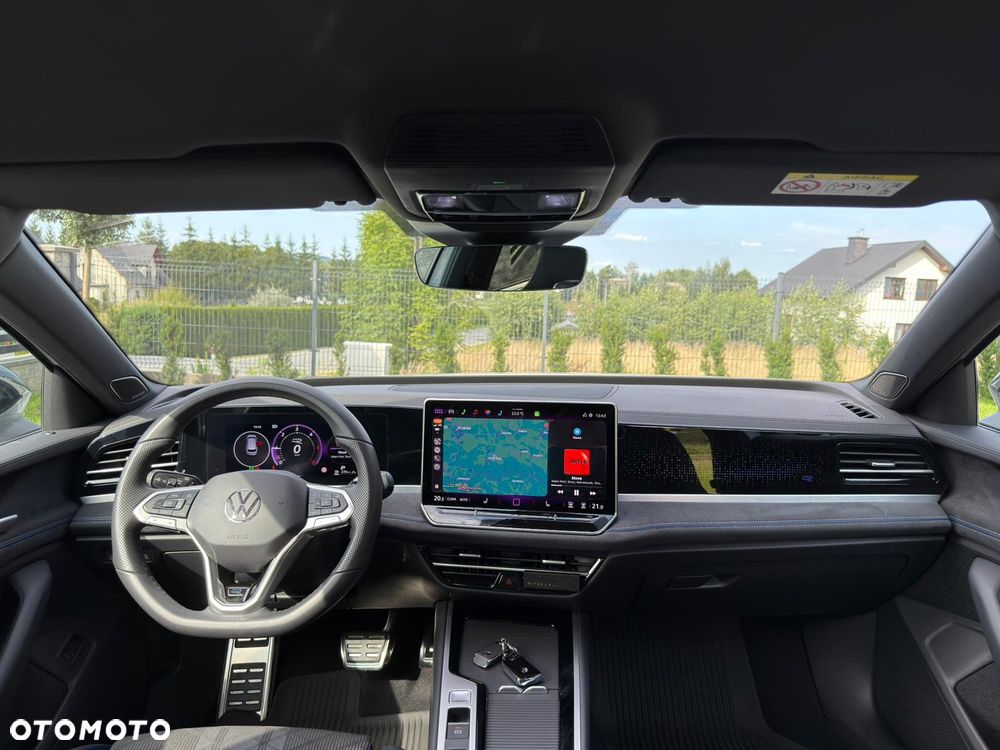 Volkswagen Passat - 16