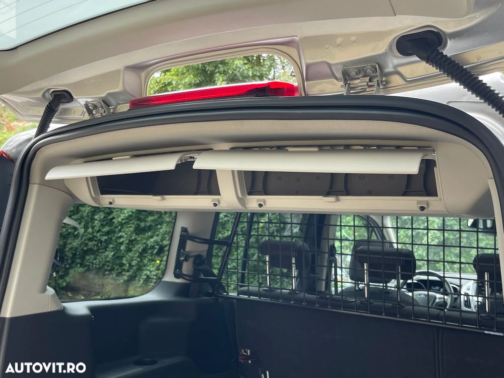 Ford Tourneo Connect Grand 1.5 EcoBlue Start/Stop Titanium - 38