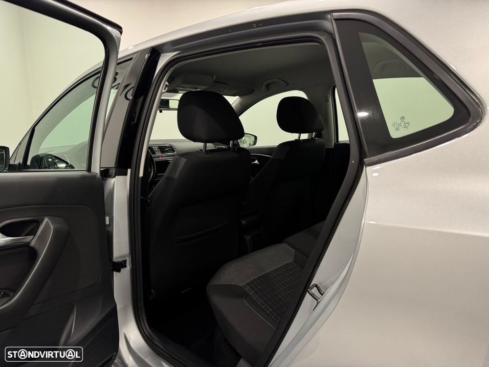VW Polo 1.4 TDi Confortline - 26