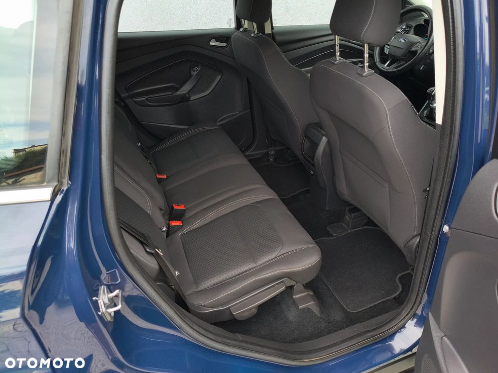 Ford Kuga 1.5 EcoBoost 2x4 Business Edition - 18