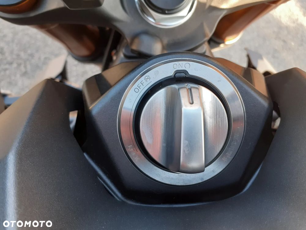 Yamaha MT - 4