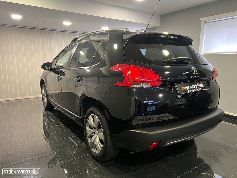 Peugeot 2008 1.2 PureTech Style - 8