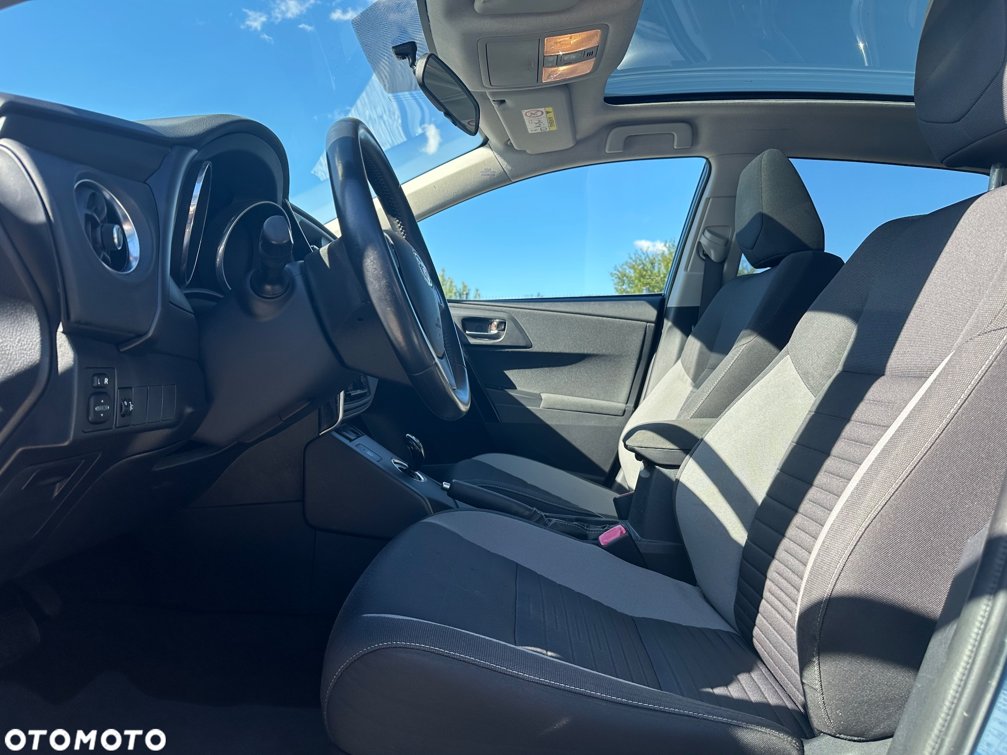 Toyota Auris 1.8 VVT-i Hybrid Automatik Cool - 19