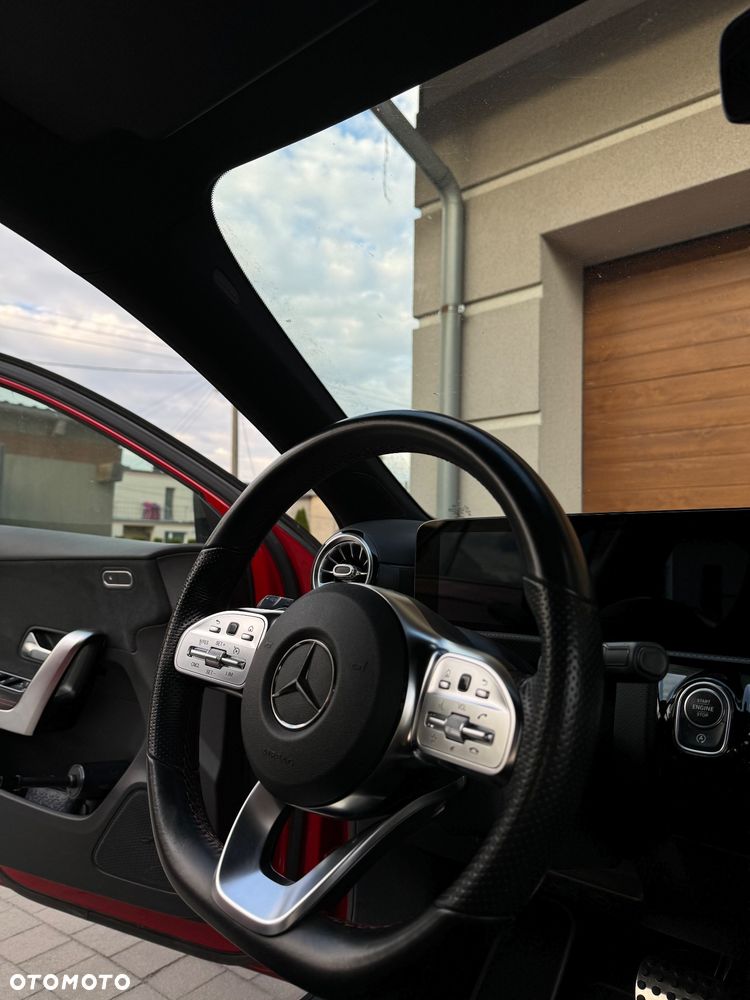 Mercedes-Benz Klasa A 180 AMG Line 7G-DCT - 4