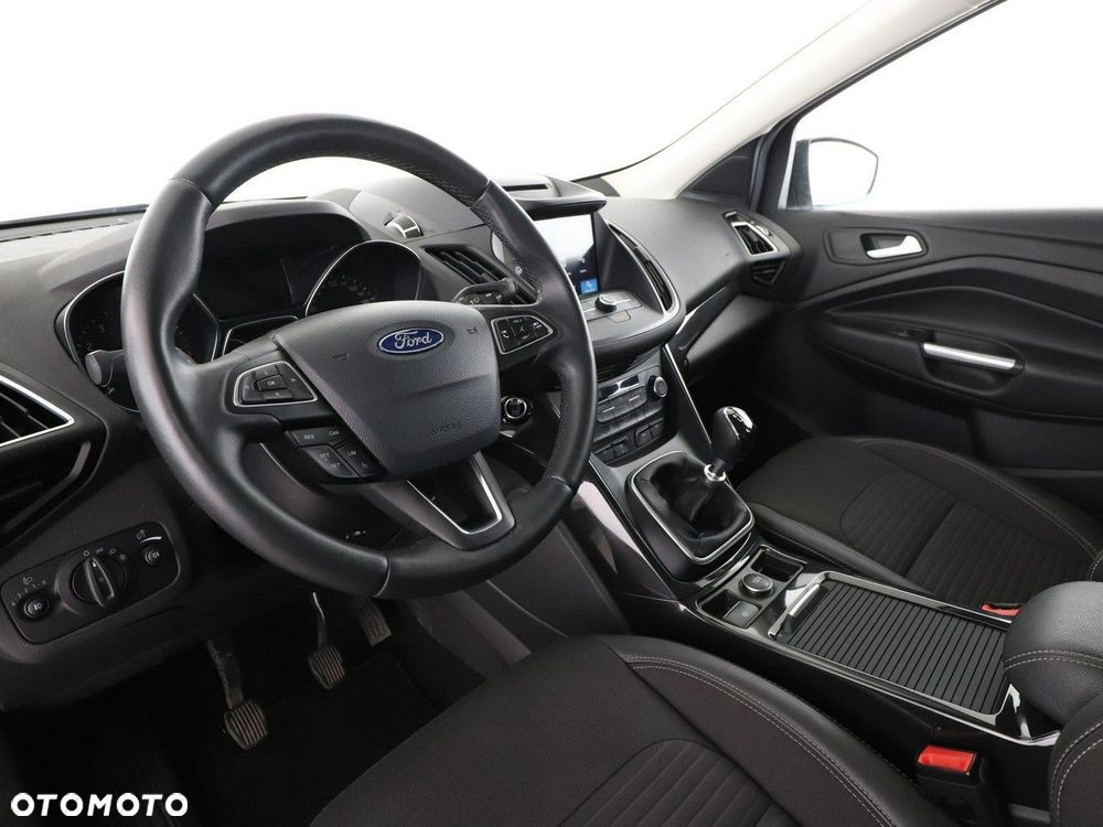 Ford Kuga 1.5 EcoBoost 2x4 Titanium - 15
