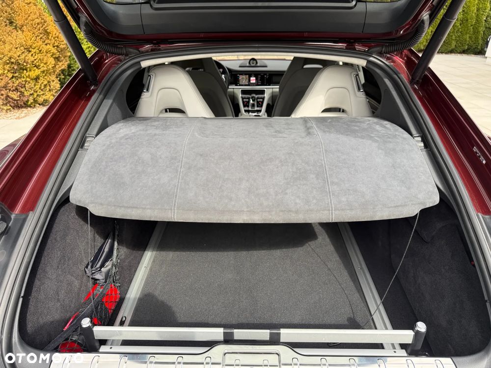 Porsche Panamera 4 E-Hybrid Platinum Edition - 22