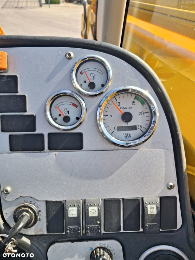 JCB 533 - 105 - 11