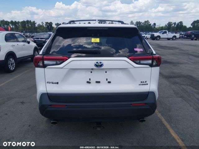 Toyota RAV4 - 16