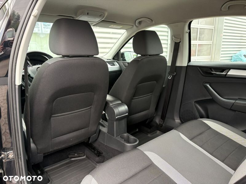 Skoda RAPID 1.0 TSI Ambition - 14