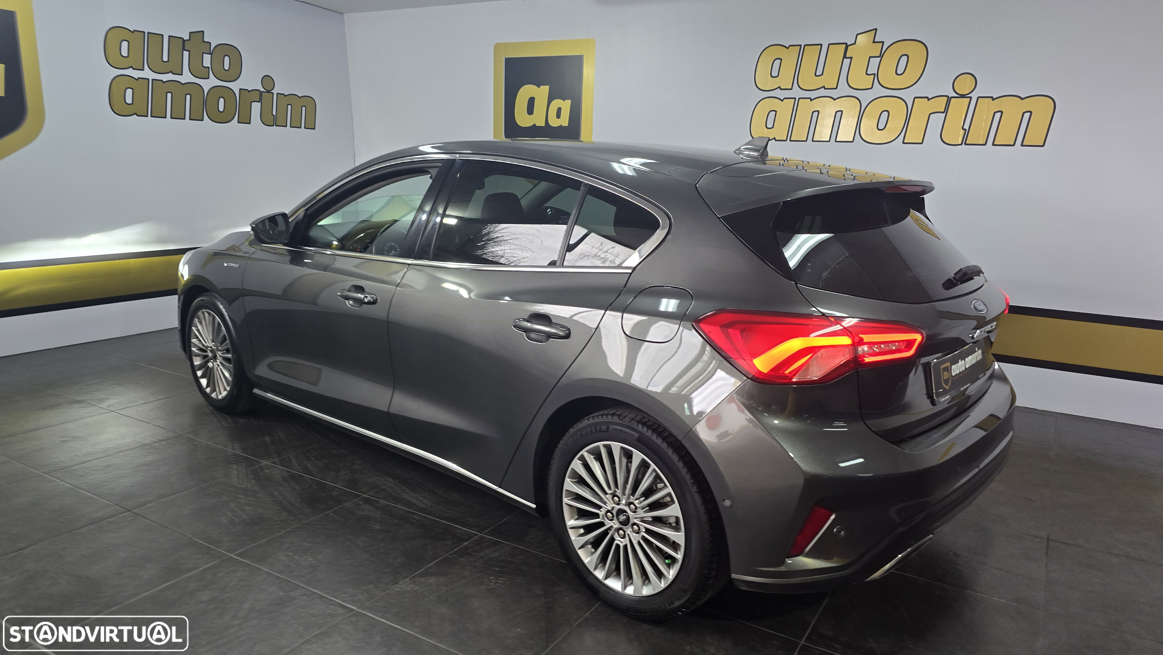 Ford Focus 1.5 EcoBoost Vignale - 10